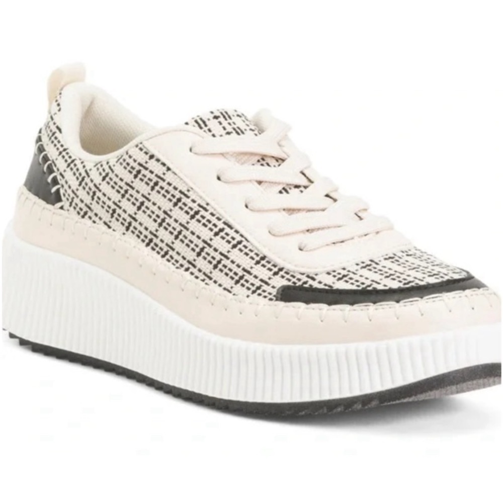 NEW IN BOX NICOLE MILLER Brita Sneakers in Cream + Black